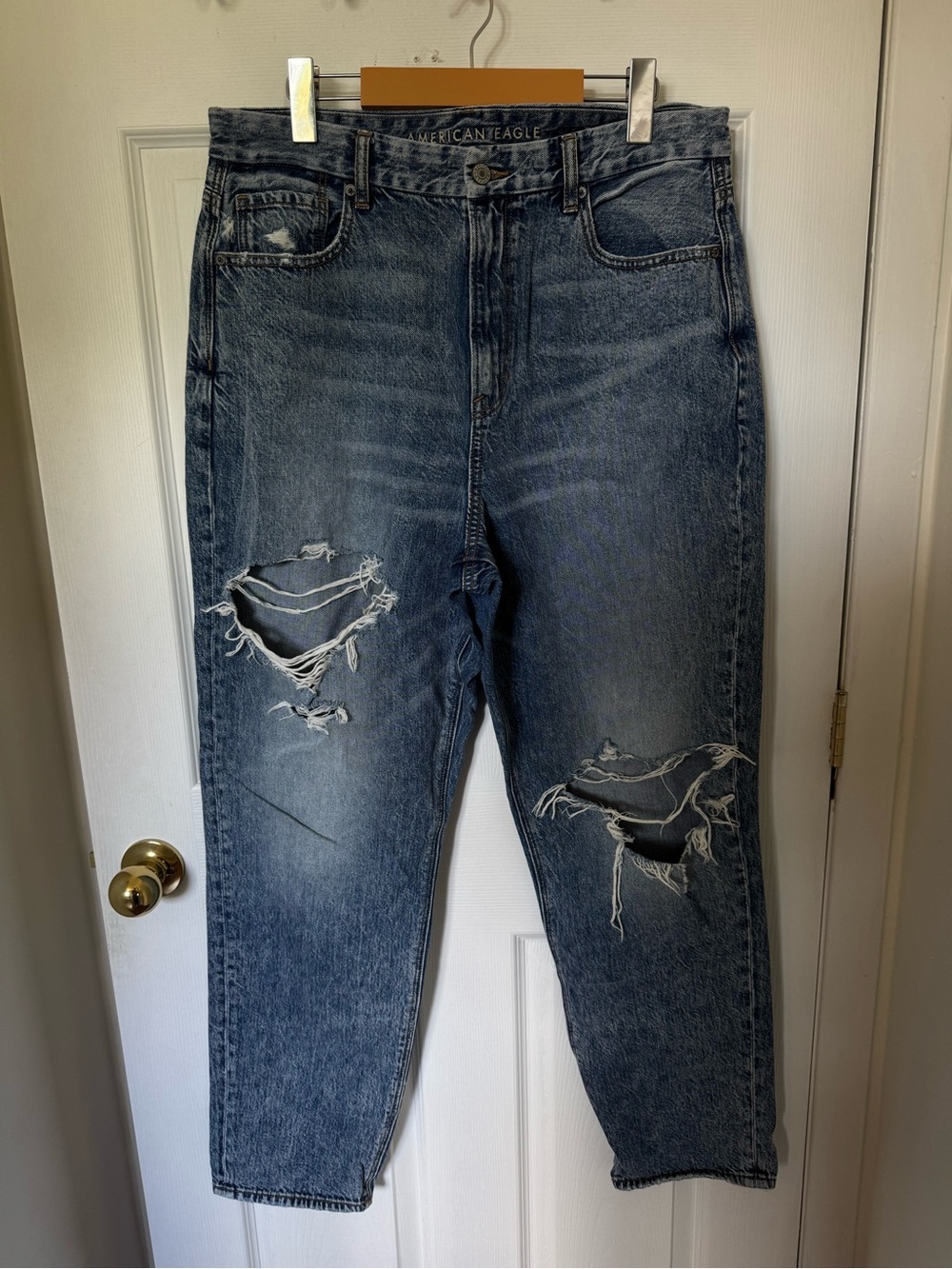 Size 14 X-Long, American Eagle Outfitters Distressed High-Rise Straight Leg Jean